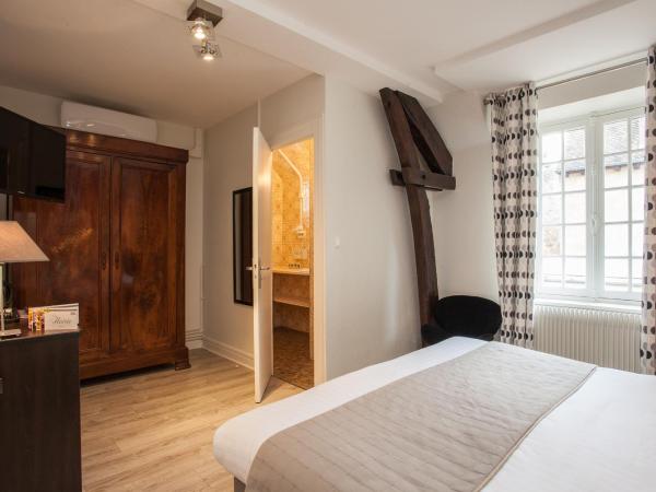 Hôtel Restaurant La Hoirie : photo 1 de la chambre chambre double ou lits jumeaux confort tradition 