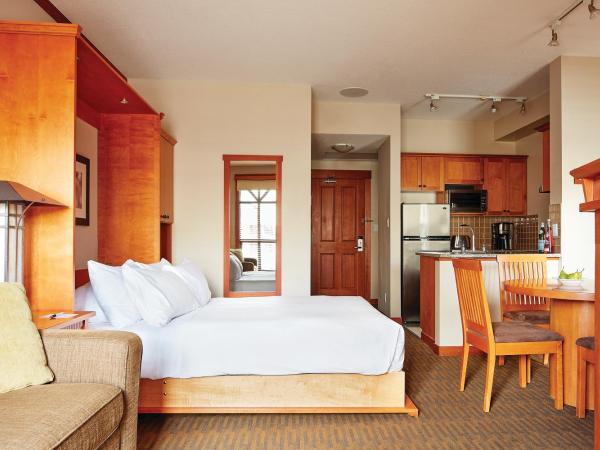 Pan Pacific Whistler Mountainside : photo 4 de la chambre suite studio - Étage bas