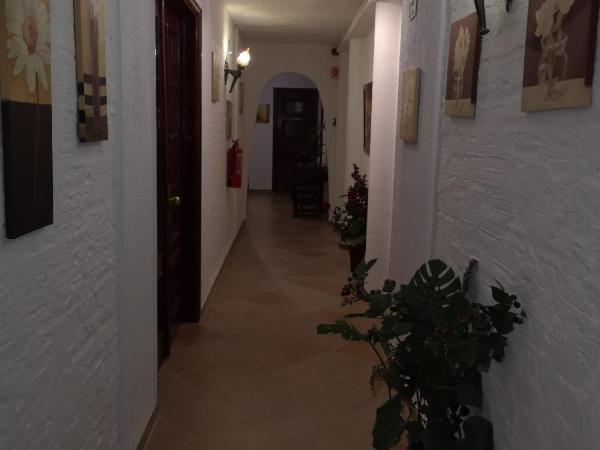 Hotel Nazareth : photo 9 de la chambre chambre triple