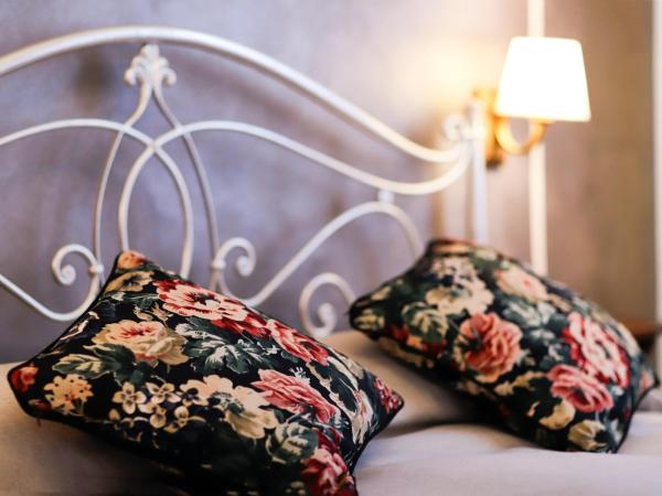 Residenza Cecchi B&B : photo 7 de la chambre chambre double standard avec salle de bains commune