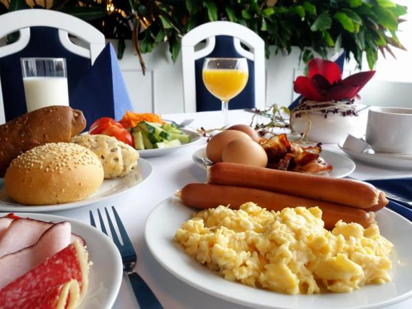 TOP HOTEL Praha : photo 6 de la chambre chambre double ou lits jumeaux exécutive - parking gratuit