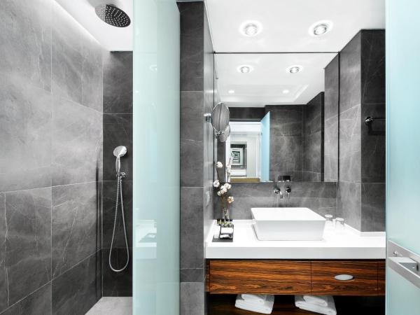 Mediterranean Palace : photo 2 de la chambre sea view premium single