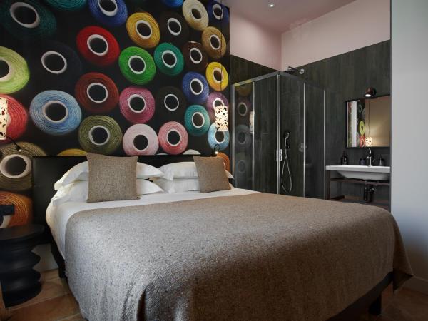 Hotel Verlaine : photo 1 de la chambre chambre double atelier - annexe