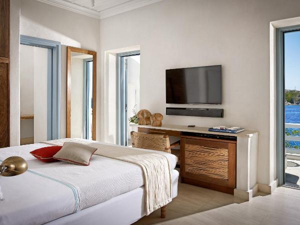 Belvedere Mykonos - Waterfront Villa & Suites - The Leading Hotels of the World : photo 8 de la chambre 1 bedroom waterfront villa with private pool (350 meters from main hotel)