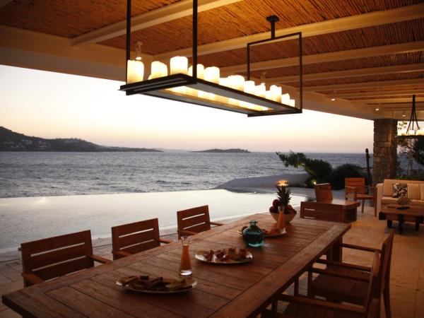 Belvedere Mykonos - Waterfront Villa & Suites - The Leading Hotels of the World : photo 10 de la chambre 3 bedroom waterfront villa (350 meters from main hotel)