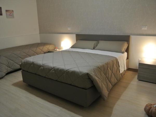 Ofra Matera : photo 5 de la chambre chambre triple avec salle de bains privative