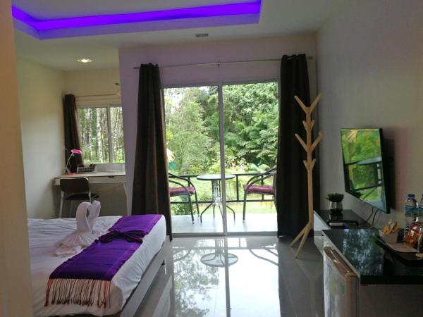 Chomphu Resort : photo 2 de la chambre villa deluxe