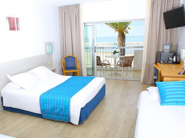 Hôtel Restaurant Splendid Camargue : photo 2 de la chambre chambre quadruple - vue sur mer