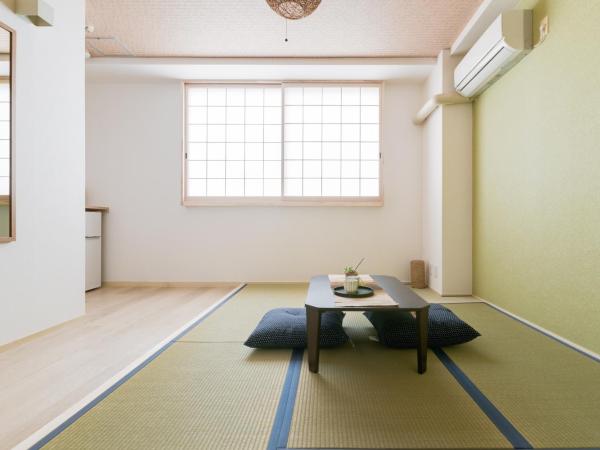 GuestHouse MIYABI : photo 6 de la chambre chambre double deluxe avec baignoire