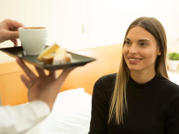 Telioni Hotel : photo 6 de la chambre chambre double