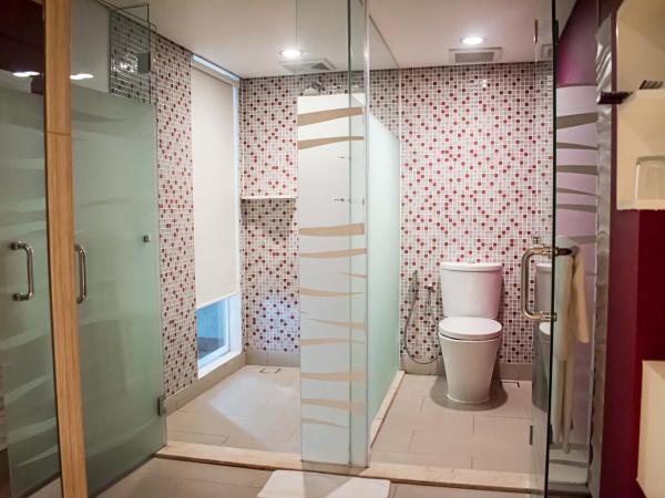 Mercure Convention Center Ancol : photo 3 de la chambre chambre lit king-size exécutive