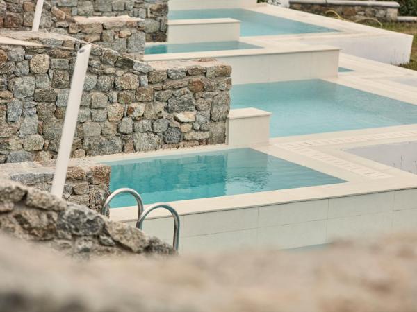 Myconian Kyma, a Member of Design Hotels : photo 4 de la chambre chambre supérieure avec piscine privée - vue sur mer