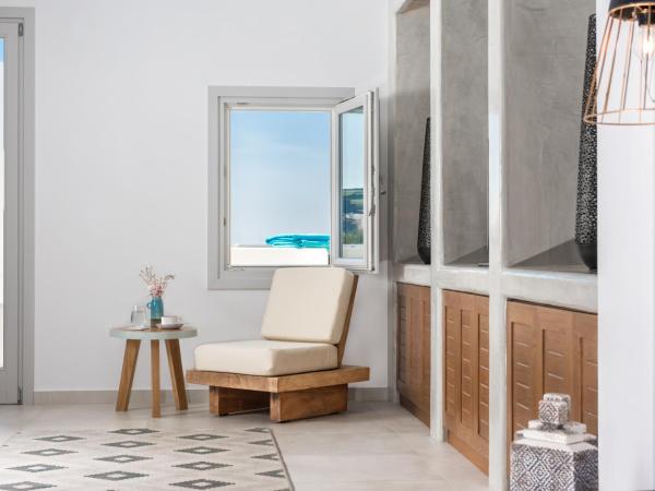 Myst Boutique Hotel : photo 7 de la chambre suite plaisir avec jacuzzi extérieur - vue sur mer et coucher de soleil