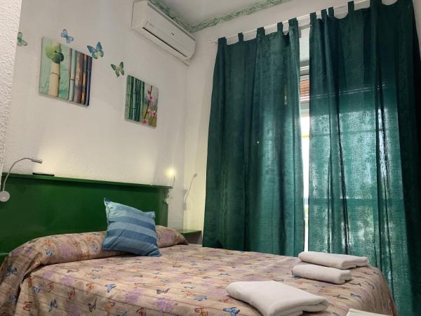 Giraldilla : photo 7 de la chambre chambre double ou lits jumeaux Économique 