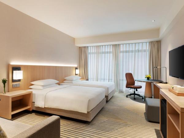 Hyatt Place Chengdu Pebble Walk : photo 1 de la chambre chambre lits jumeaux avec canapé-lit