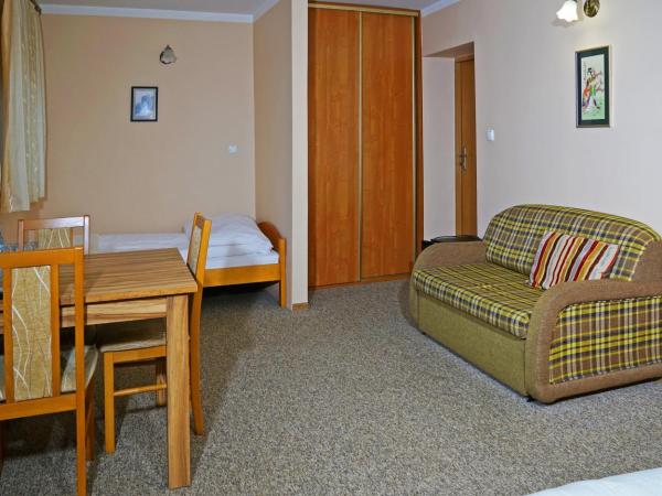 Pensjonat Winnica : photo 3 de la chambre chambre quadruple