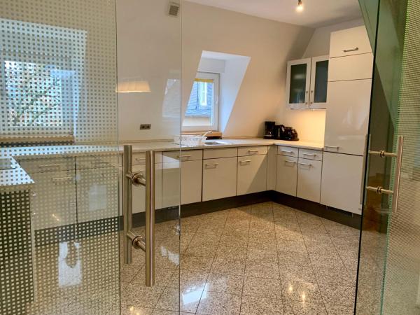 Altstadthotel Hayk am Rhein : photo 7 de la chambre luxury apartment 4th floor no rhine river view 