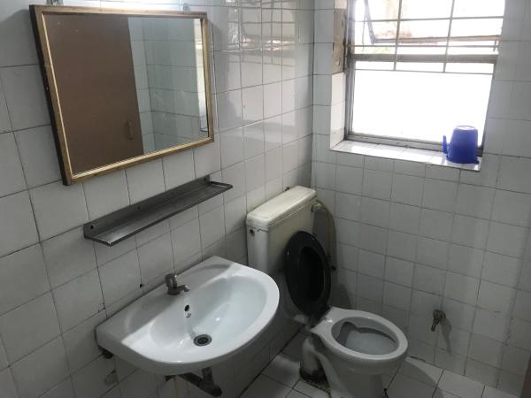 Maurya Residency : photo 9 de la chambre standard non ac room(indian nationals only)