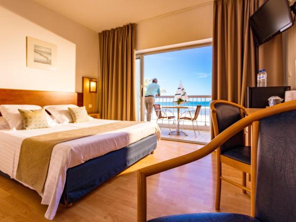 Hôtel Restaurant Splendid Camargue : photo 2 de la chambre chambre triple - vue sur mer