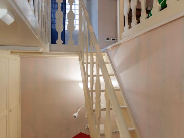 Due Papi : photo 6 de la chambre chambre lits jumeaux avec salle de bains privative séparée