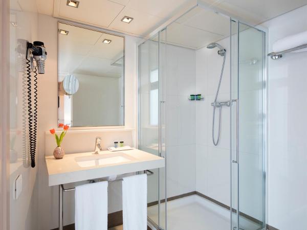 Park Hotel : photo 4 de la chambre hébergement simple - vue sur extérieur