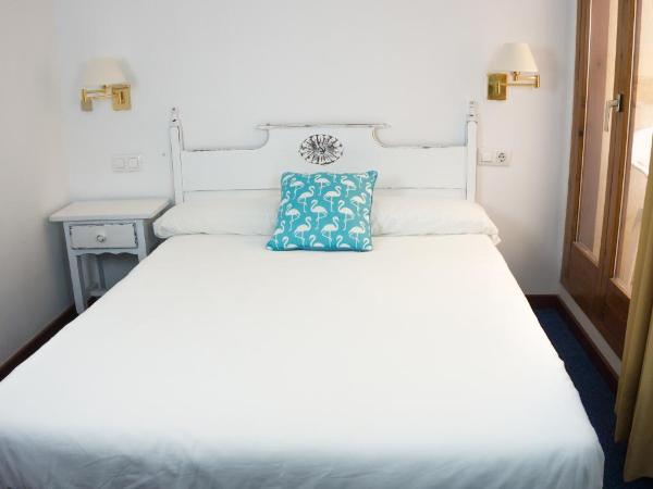 Hotel Mireia : photo 1 de la chambre chambre simple avec balcon
