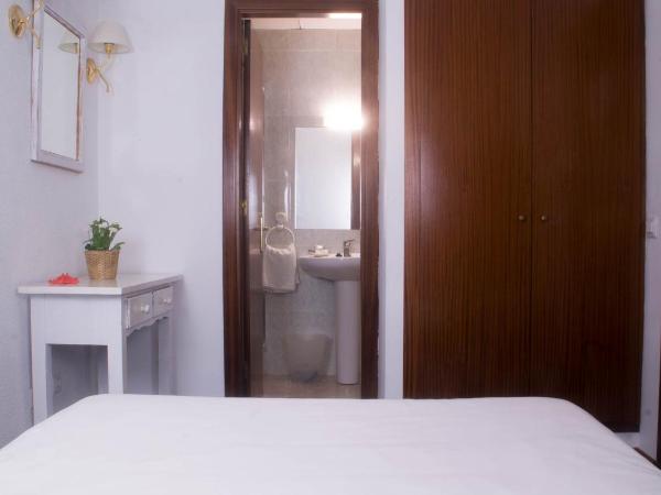 Hotel Mireia : photo 2 de la chambre chambre simple avec balcon