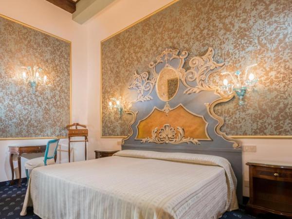 Hotel Giorgione : photo 4 de la chambre chambre double supérieure avec lit d'appoint