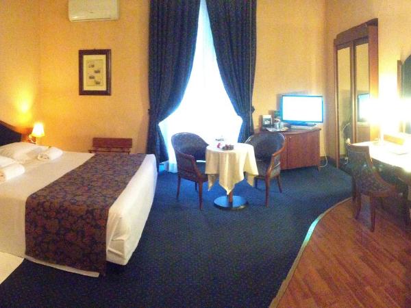 Massimo Plaza Hotel : photo 1 de la chambre chambre triple