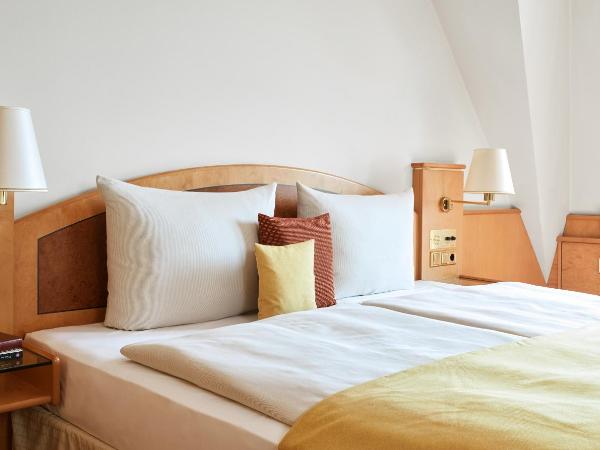 Living Hotel Großer Kurfürst : photo 1 de la chambre chambre double affaires