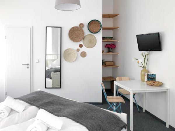 Pension Absolut Berlin : photo 9 de la chambre chambre double Économique