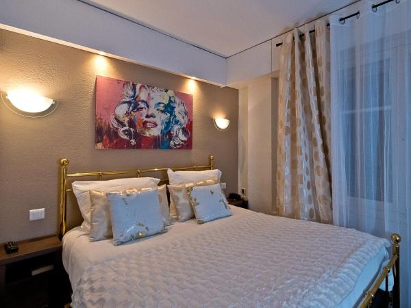 ATH hôtel Athénée : photo 4 de la chambre petite chambre double