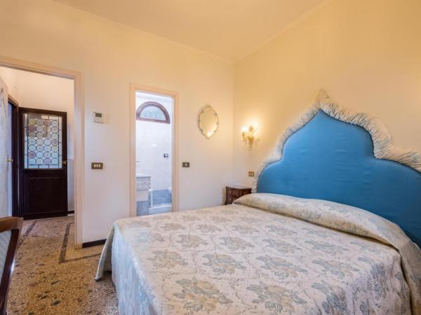 Hotel Giorgione : photo 3 de la chambre chambre double ou lits jumeaux avec accès piscine