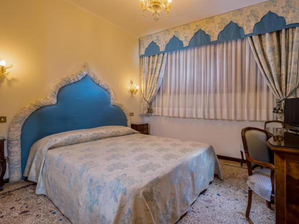 Hotel Giorgione : photo 4 de la chambre chambre double ou lits jumeaux avec accès piscine