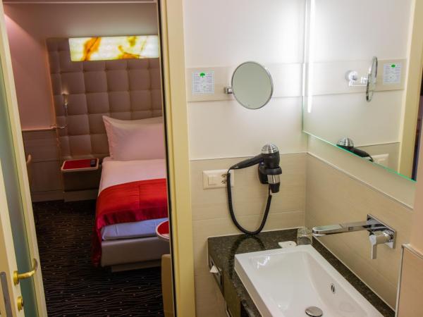 Hotel St.Gotthard : photo 4 de la chambre chambre simple affaires 