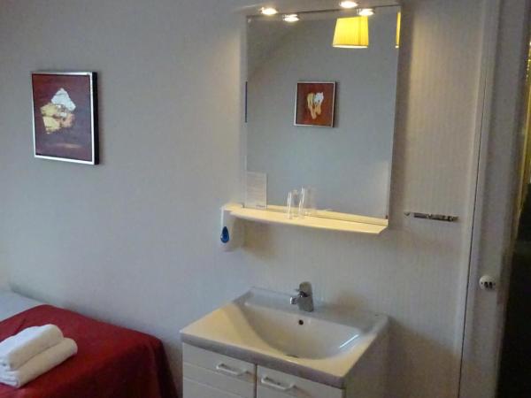 City Hotel Nebo : photo 7 de la chambre chambre simple Économique avec salle de bains commune
