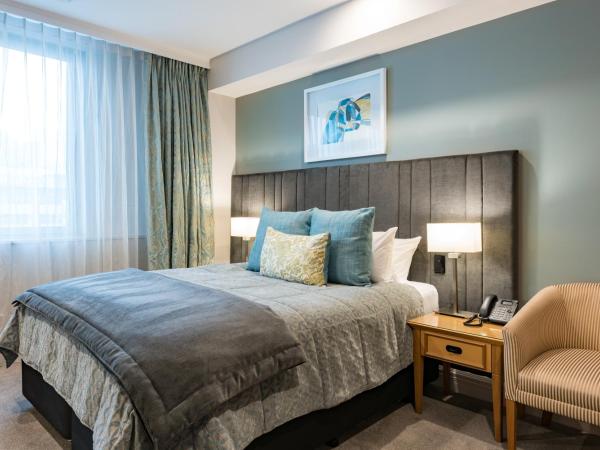 Distinction Christchurch Hotel : photo 1 de la chambre hébergement lit king-size classique