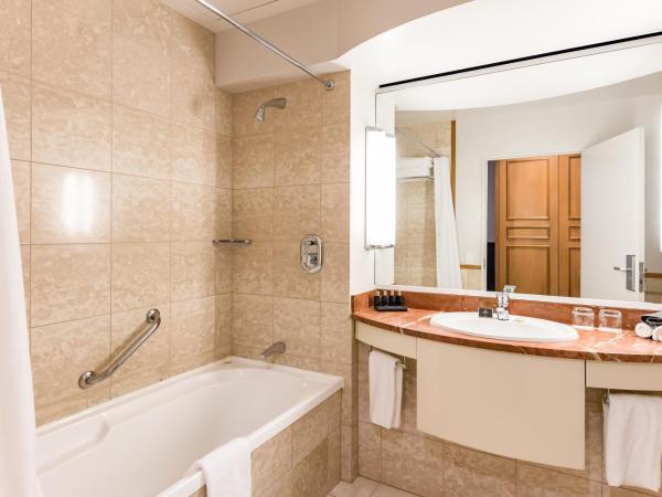 Distinction Christchurch Hotel : photo 1 de la chambre chambre standard avec 2 lits queen-size