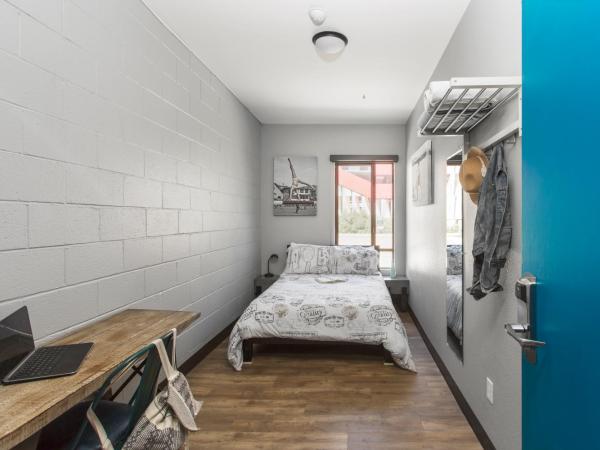 HI Los Angeles - Santa Monica Hostel : photo 2 de la chambre chambre double privée