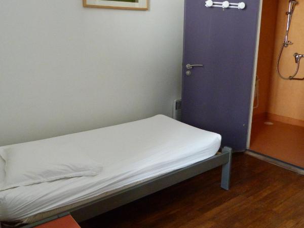 La Maison des Randonneurs : photo 2 de la chambre lit dans dortoir mixte de 3 lits