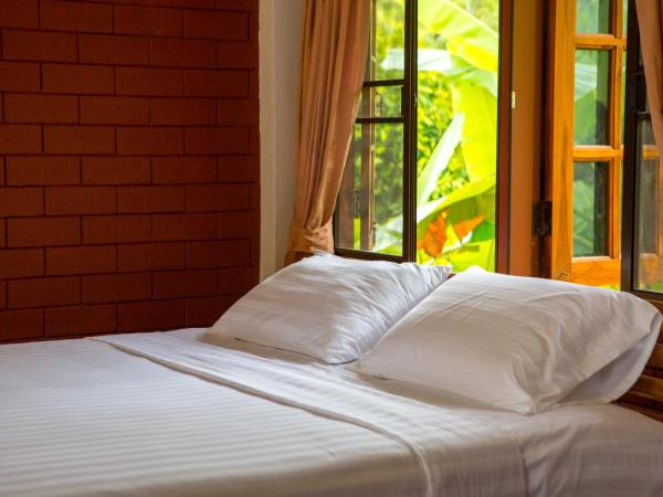 Saen Kam Resort : photo 7 de la chambre chambre 2 lits king-size
