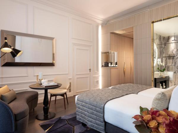 La Clef Champs-Élysées Paris by The Crest Collection : photo 2 de la chambre chambre deluxe
