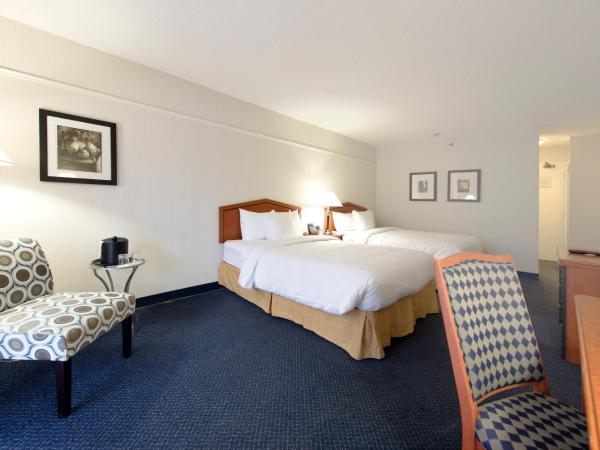 Toronto Don Valley Hotel and Suites : photo 3 de la chambre chambre double avec 2 lits doubles