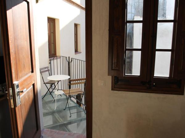 Àmfores Boutique Guest House : photo 4 de la chambre chambre simple avec balcon