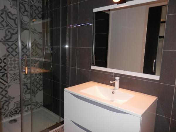 Appart-hôtel Chanzy / Angoulême : photo 7 de la chambre appartement supérieur