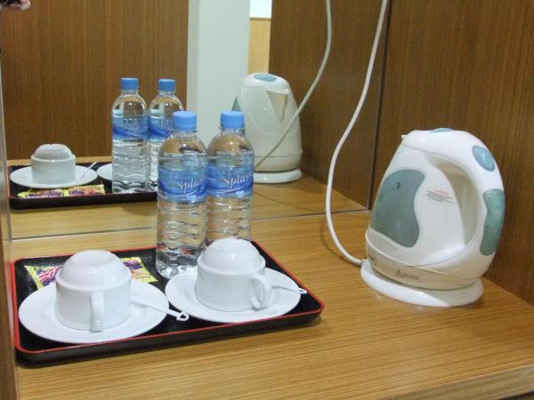 New Cape Inn : photo 10 de la chambre chambre standard lit queen-size