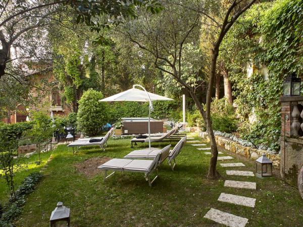 Residenza Ca' degli Enzi : photo 8 de la chambre chambre double Économique - vue sur la ville