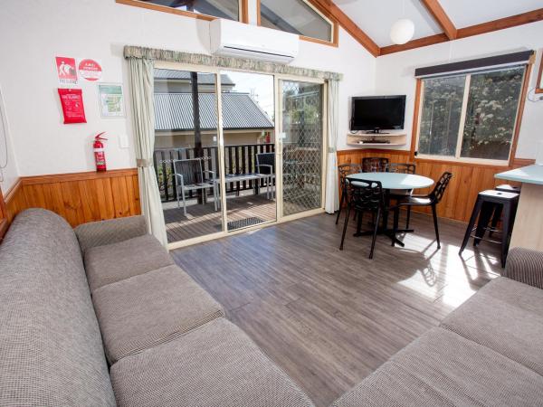 BIG4 Melbourne Holiday Park : photo 6 de la chambre villa 3 chambres