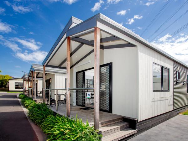 BIG4 Melbourne Holiday Park : photo 1 de la chambre two bedroom deluxe villa (6 berth)