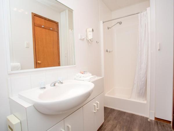 BIG4 Melbourne Holiday Park : photo 6 de la chambre one bedroom deluxe cottage (2 berth)